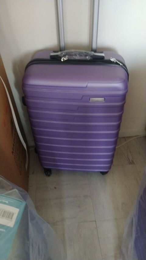 valise taille moyenne Madisson 40 Nanterre (92)
