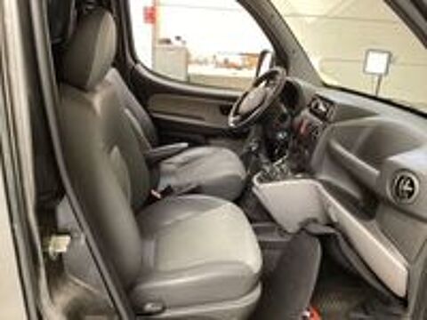 Doblo 1,3 JTD 2008 occasion 44320 Saint-P&egrave;re-en-Retz