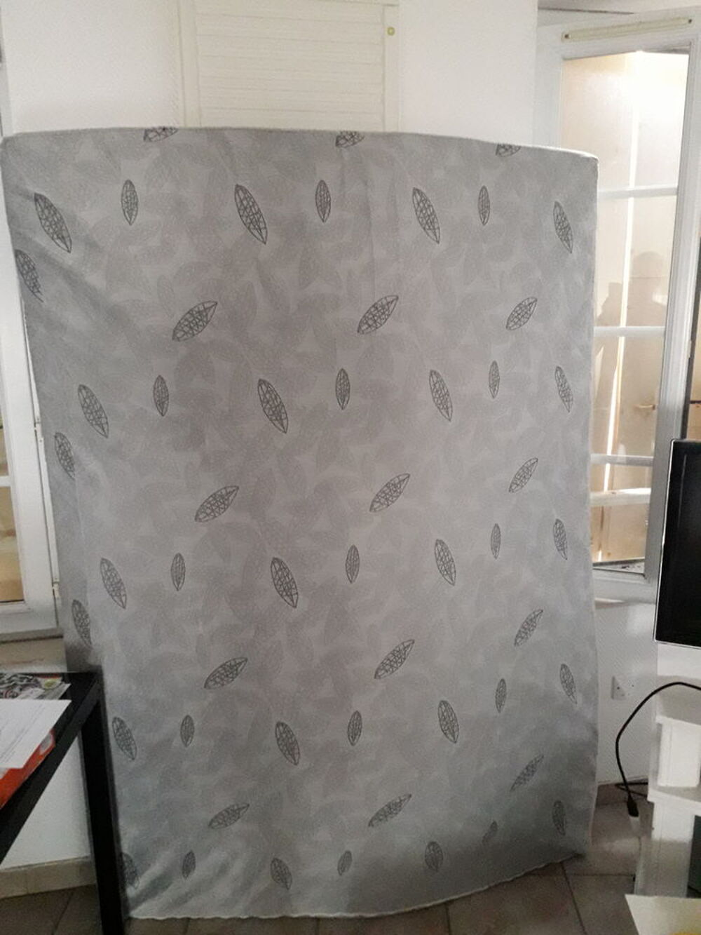 MATELAS 140*190 cm Meubles