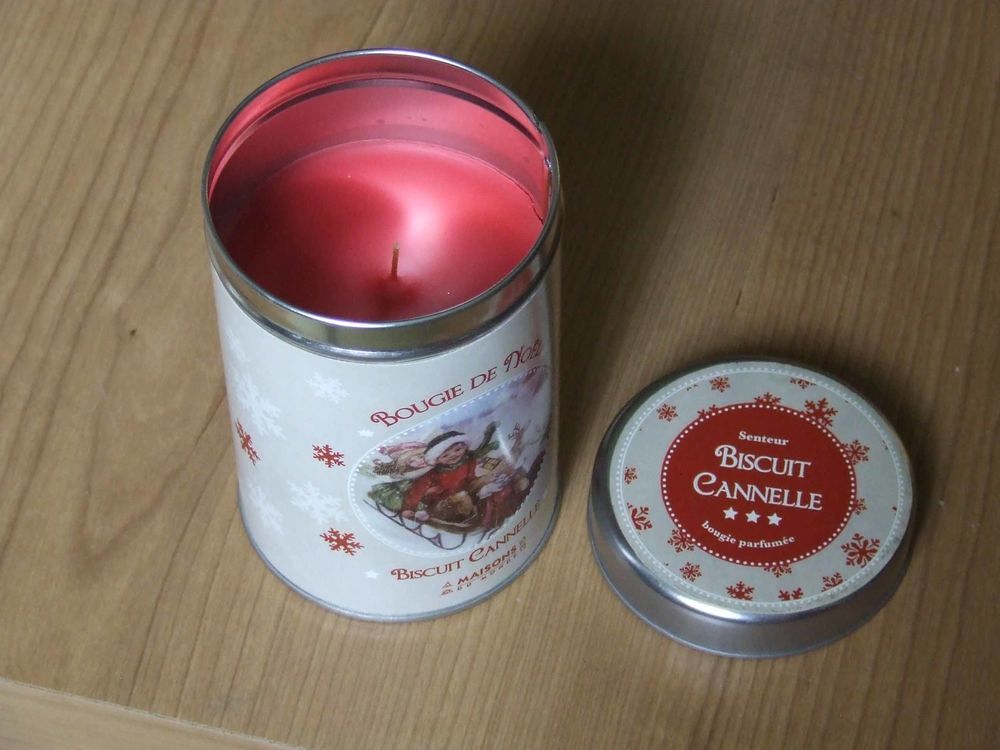 Bougie de No&euml;l parfum&eacute;e, bo&icirc;te m&eacute;tal, NEUVE Décoration
