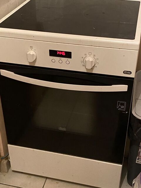 CUISINIERE FAURE 0 La Motte-Servolex (73)