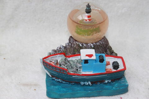 Boule de neige d�co 1 Montigny-Lencoup (77)