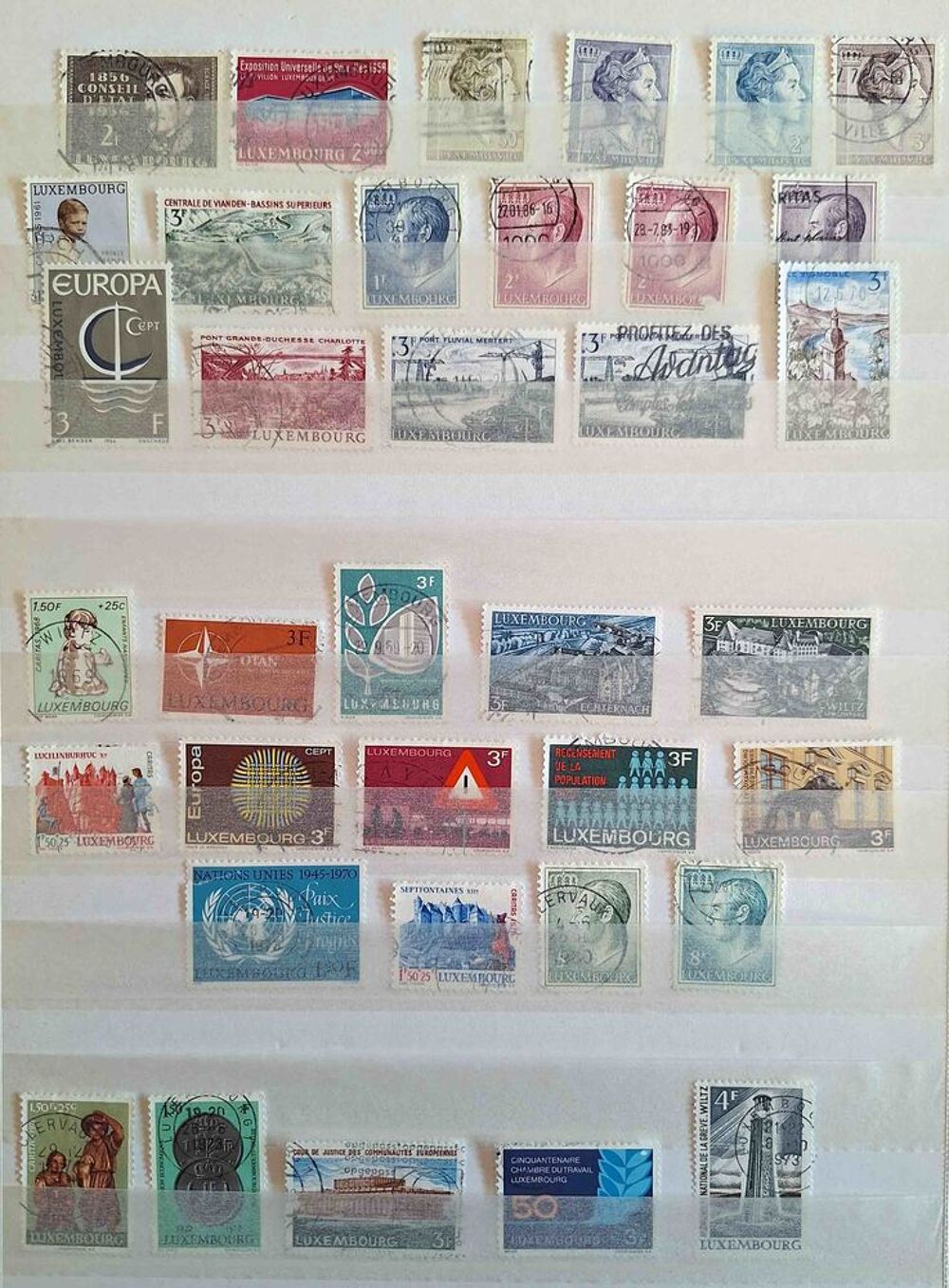 S&eacute;rie de timbres de collection du Luxembourg 