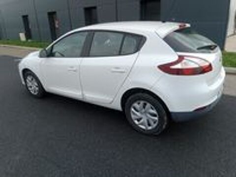 Annonce voiture Renault Mgane III 3500 
