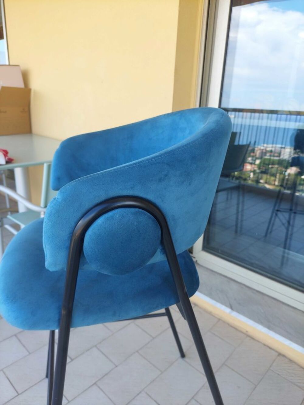 4 magnifiques fauteuils de bar neufs Meubles