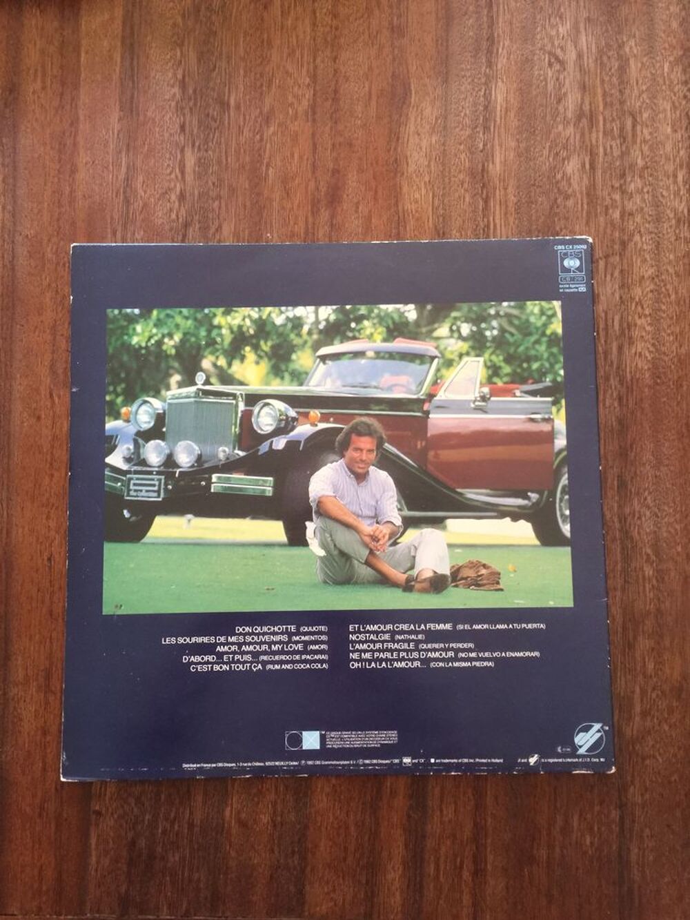 Vinyle 33 tours Julio Iglesias &quot; Et l' amour cr&eacute;a la CD et vinyles
