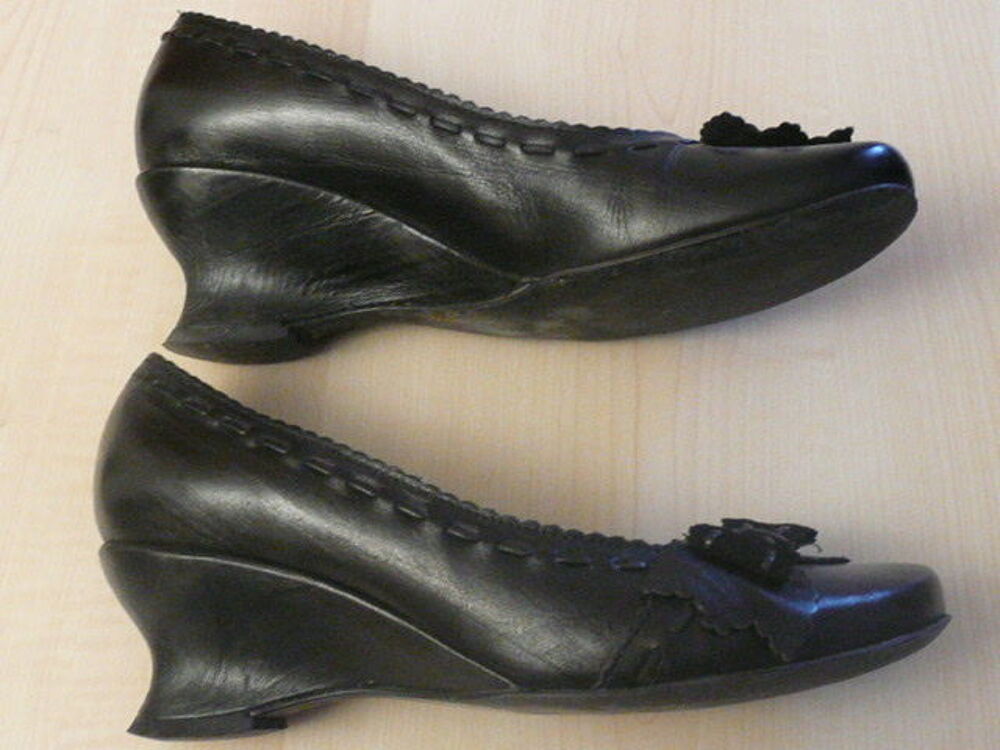 ESCARPINS SAN MARINA NOIR P36 Chaussures