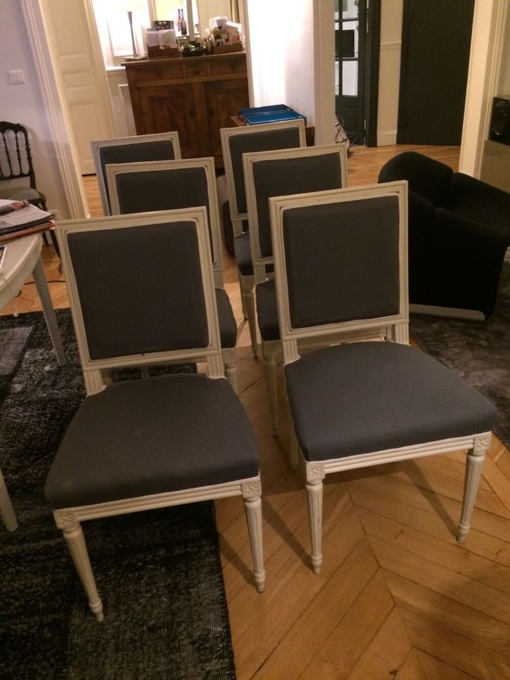 chaises 6 Directoire refaites en tissu gris Meubles