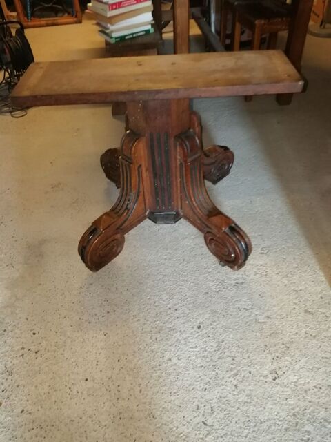 Table quadripode 19�me Moidieu-D�tourbe (38)