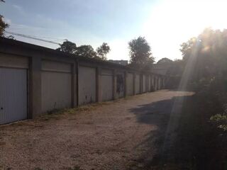  Parking / Garage � louer 15 m�