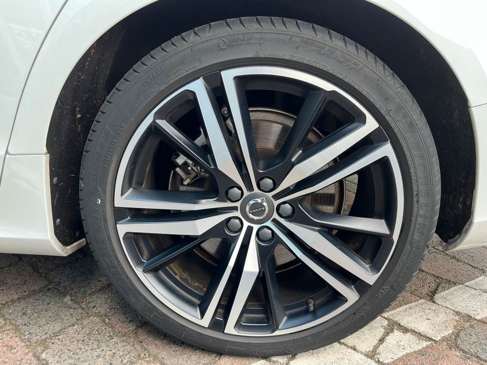 V60 T6 AWD Recharge 253 ch + 87 ch Geartronic 8 R-Design 2021 occasion 69007 Lyon