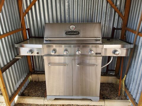 BBQ CUISINART 990E 350 Montpon-M�nest�rol (24)