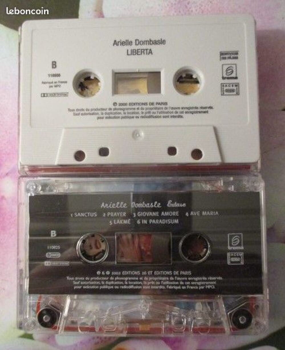 Cassettes audio Arielle Dombasle CD et vinyles