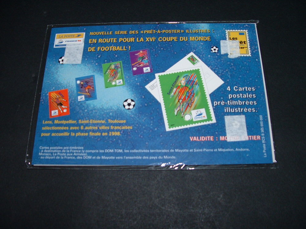 Cartes postales pr&eacute;-timbr&eacute;es coupe du monde de foot 98 