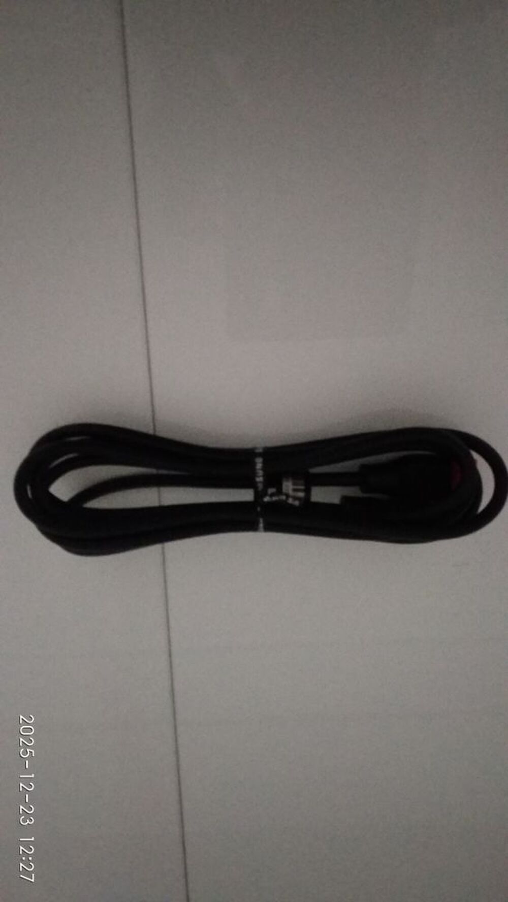 TV Thomson 32HU5253W Photos/Video/TV