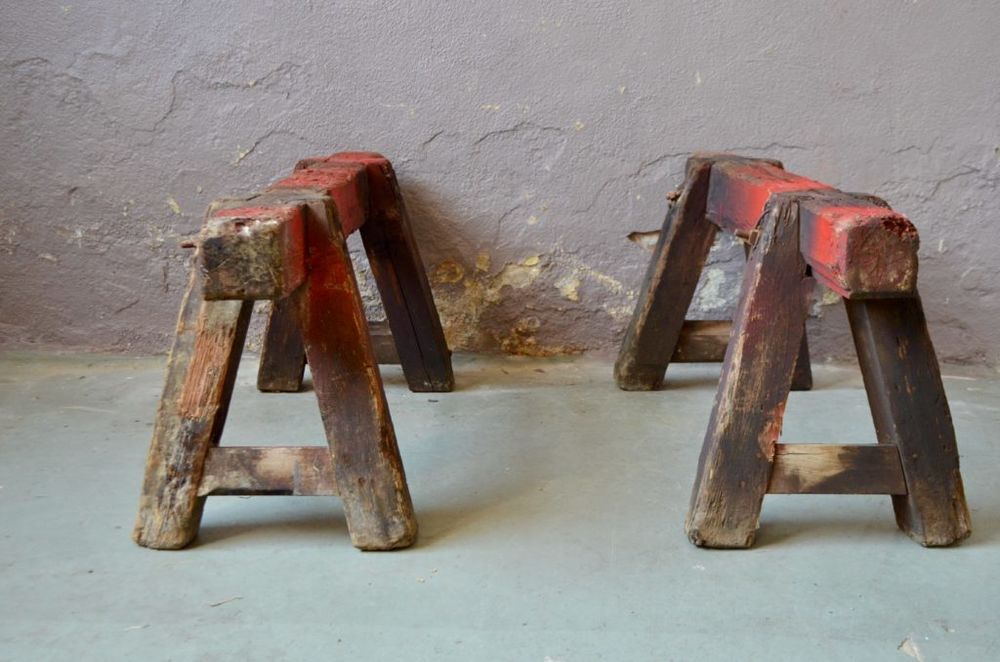 Paire de tr&eacute;teaux d'atelier ancien, style indus table basse Meubles