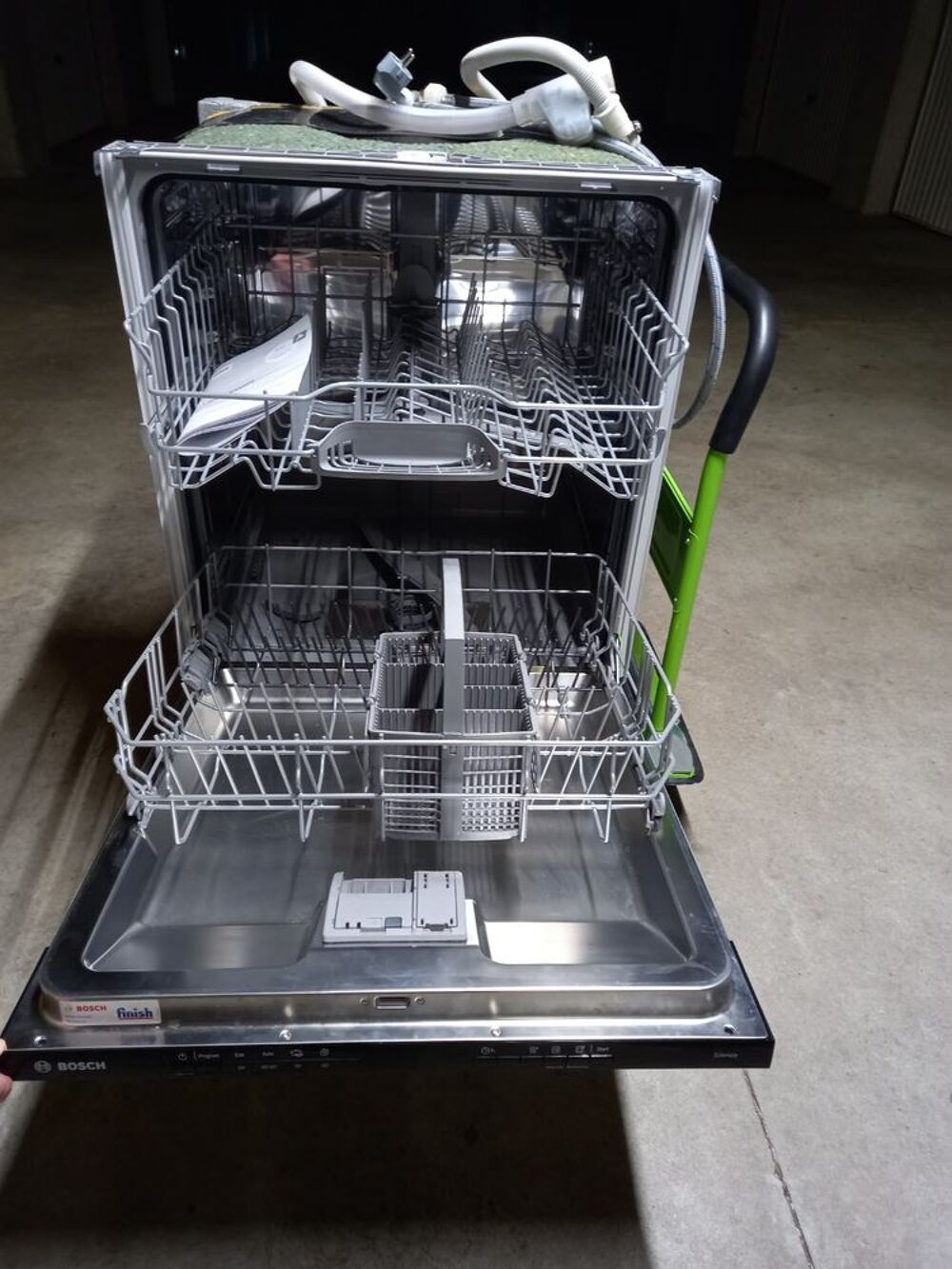 lave vaisselle bosch silence ref SGV21TX48E int&eacute;grable Electroménager