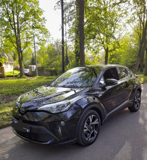 Toyota C-HR Hybride 2.0L Design Ultimate 2024 occasion Maisons-Laffitte 78600
