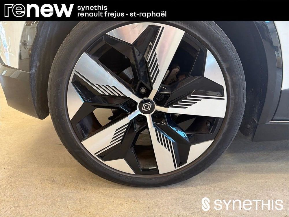 M&eacute;gane Megane E-Tech EV60 220 ch super charge Techno 2023 occasion 83600 Fr&eacute;jus