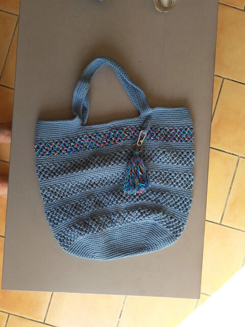 SAC FAIT MAIN AU CROCHET  14 Fos-sur-Mer (13)