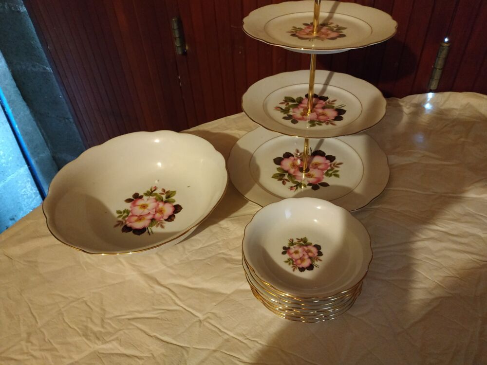 Service en porcelaine vintage Cuisine