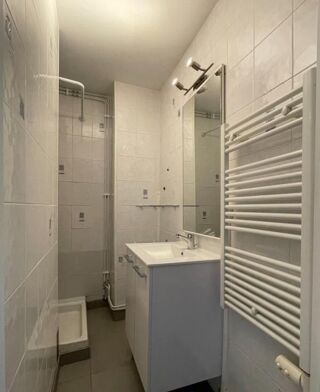  Appartement à louer 3 pièces 50 m²