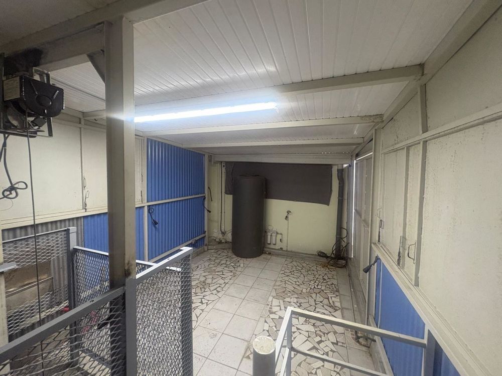Location Autre LOCAL COMMERCIAL Les abymes