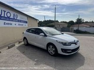 M&eacute;gane 1.2i TCE 116ch 2016 occasion 33450 Montussan