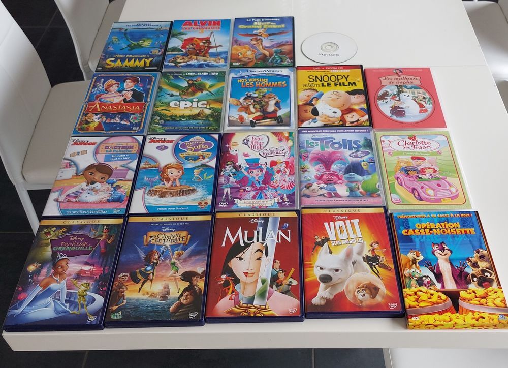 DVD DISNEY et autres dessins anim&eacute;s DVD et blu-ray