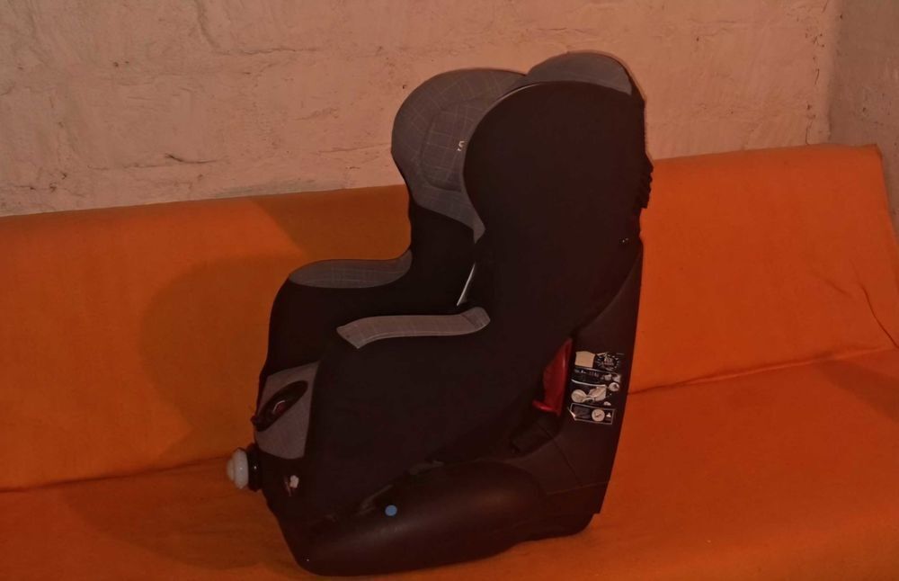 Si&egrave;ge Auto B&eacute;b&eacute; Confort ISEOS Puériculture