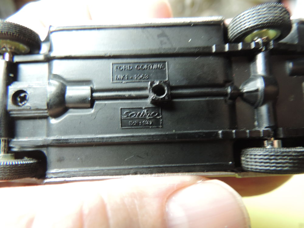 SOLIDO - FORD CORTINA MK 1 - 1963 - Echelle : 1/43 &egrave;me. 
