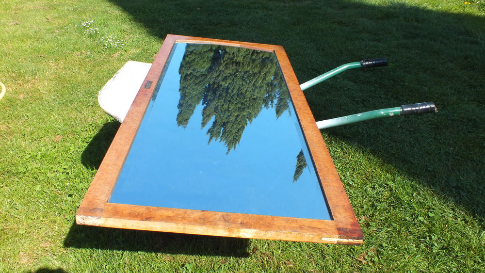 GLACE SUR PORTE D'ARMOIRE. Meubles