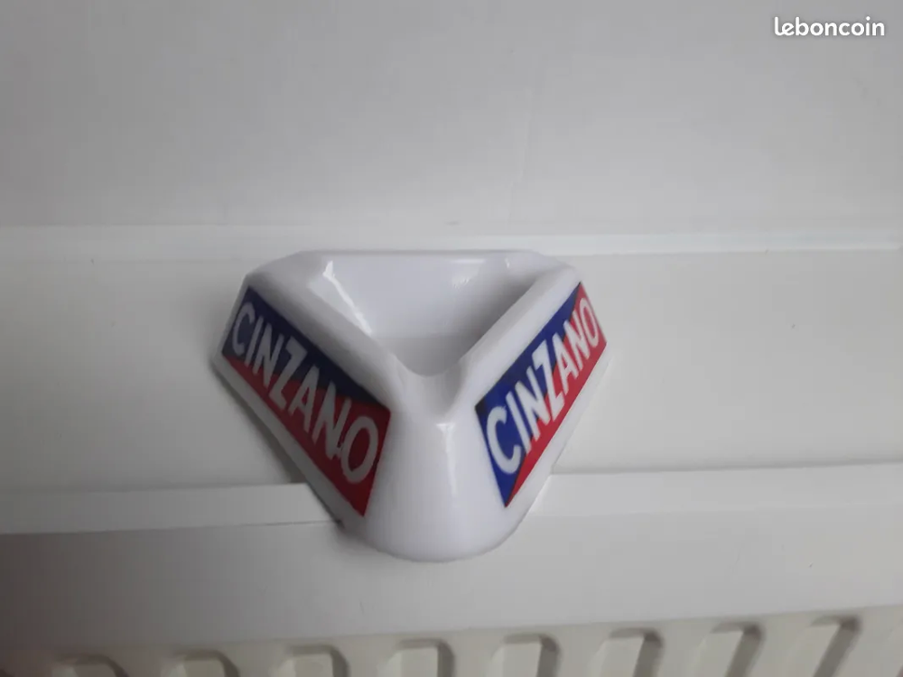 CENDRIER PUBLICITAIRE CINZANO, collector Décoration