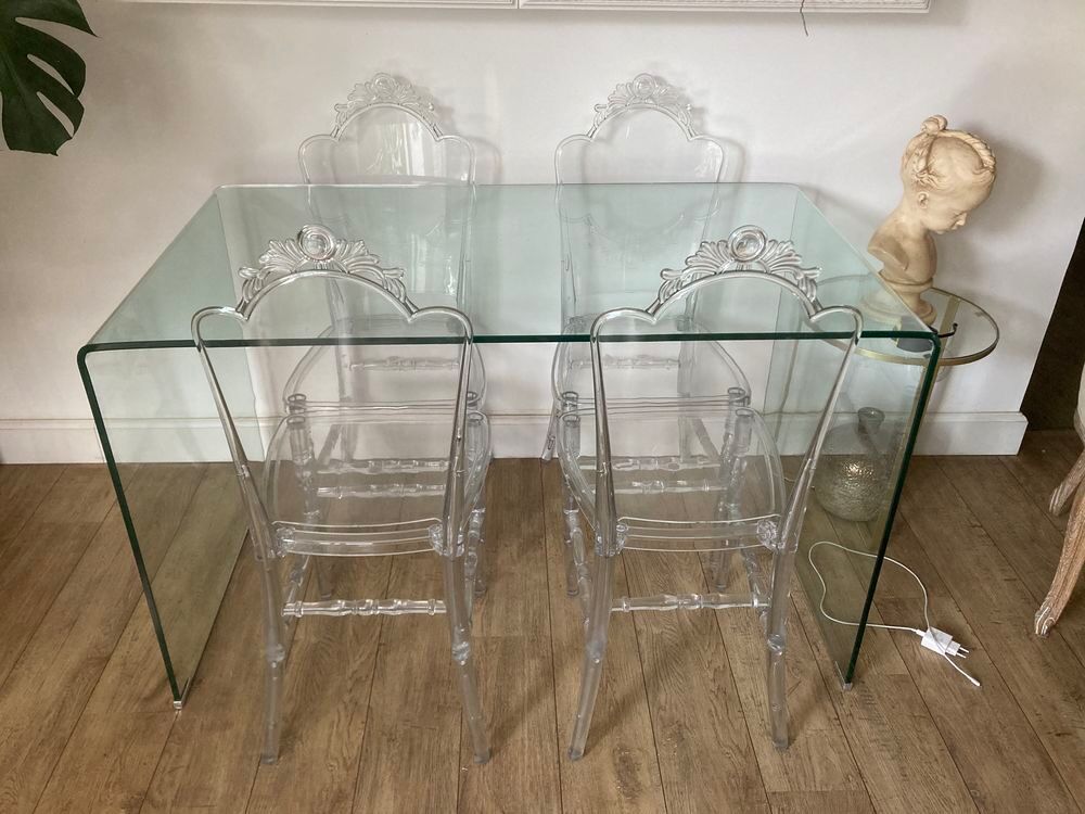 Ensemble table et chaises Meubles