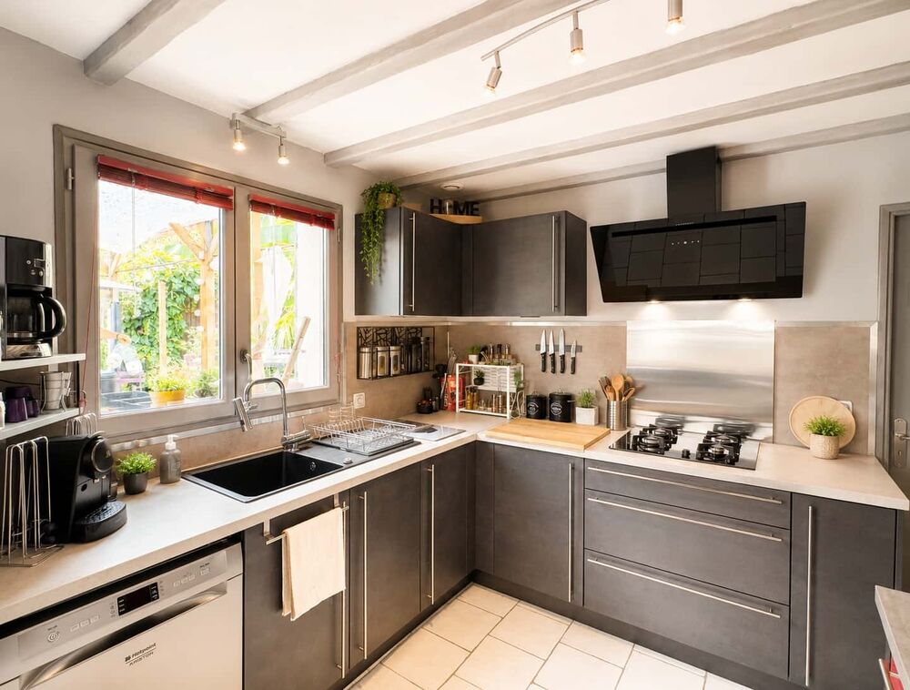 Vente Maison Maison de caractère 95 m² ? 3 chambres + dépendances Saint-cyr-sur-loire