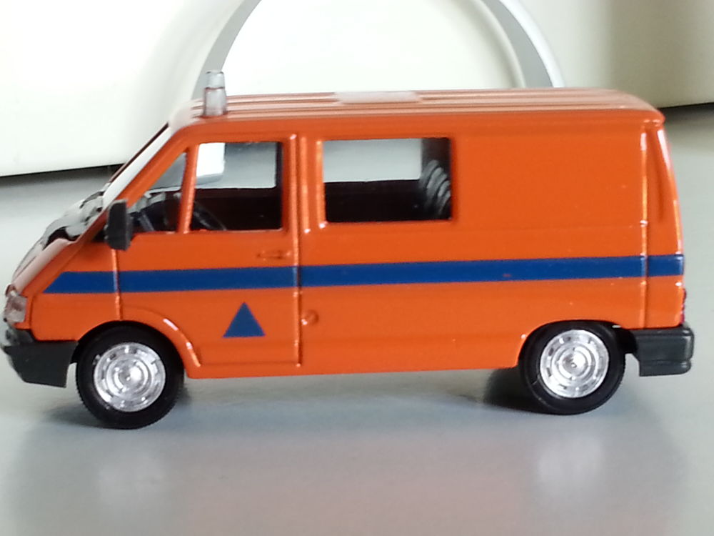 Miniature Pompier - N&deg; 252
