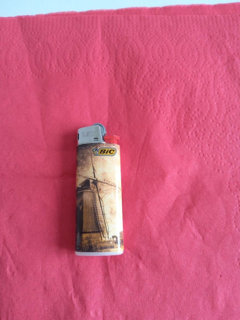 BRIQUET via AMSTERDAM 