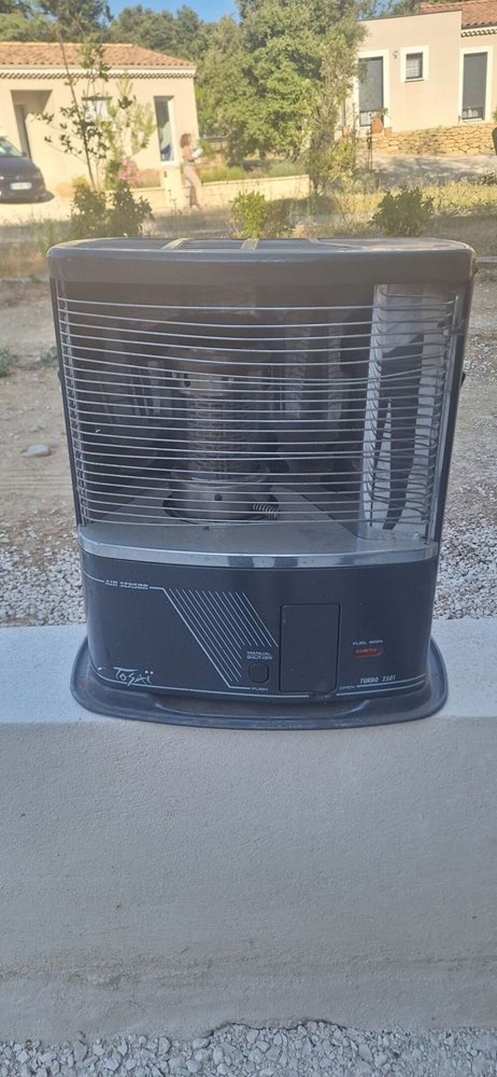 Po&ecirc;le fuel Bricolage