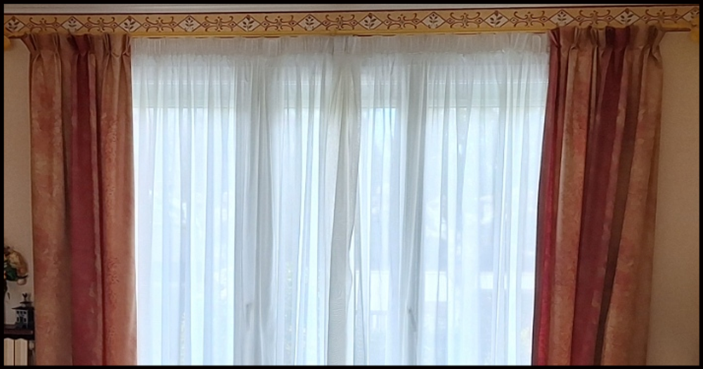 Ensemble de 4 Rideaux + supports+ D�coration