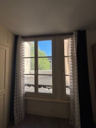  Appartement à louer 1 pièce 27 m²