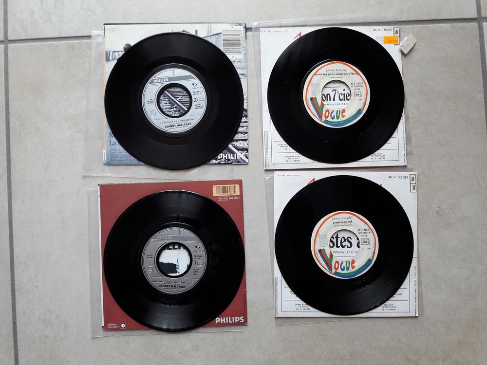LOT DE 4 X 45 T JOHNNY HALLYDAY SENTIMENTAL CD et vinyles