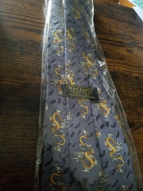 Cravate grise  Kailong  faite main 100 % pure soie vintage 4 La Chapelle-Saint-Luc (10)