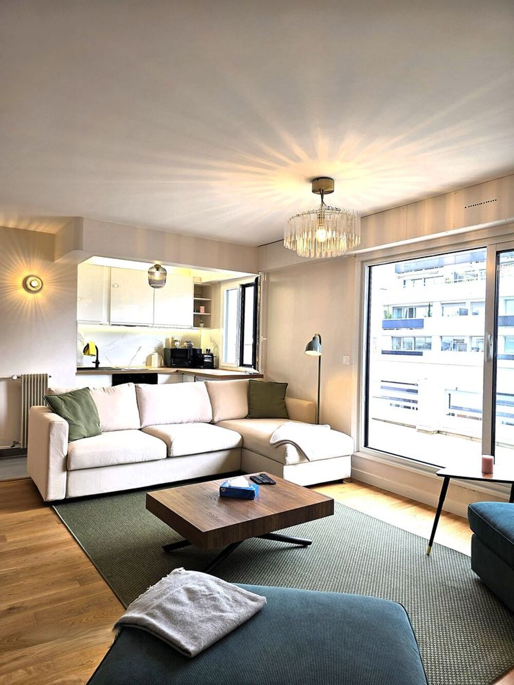 Location Appartement Magnifique 2P. entièrement meublé et refait à neuf: Paris 15