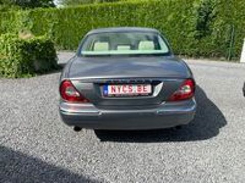 XJ 6 XJ6 V6 2.7 D - 207 Bi-Turbo Executive A 2006 occasion 59310 Auchy-lez-Orchies