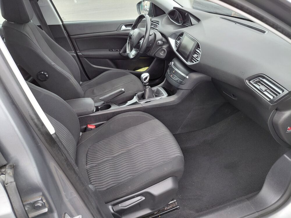 308 SW 1.6 BlueHDi 120ch S&S BVM6 Business 2014 occasion 78800 Houilles