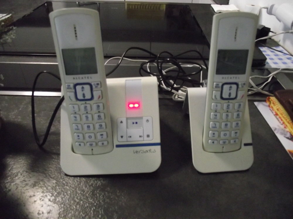 TELEPHONE FIXE ALCATEL DUO AVEC REPONDEUR. Téléphones et tablettes