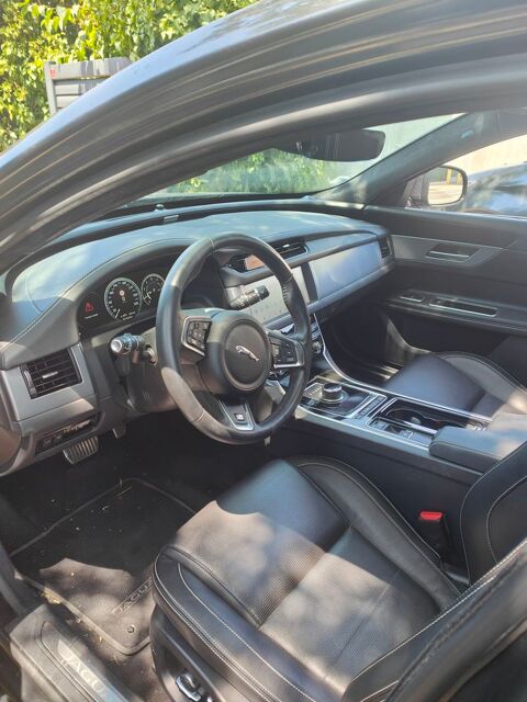 Jaguar XF 2.0 - 250 ch BVA R-Sport 2019 occasion Draguignan 83300