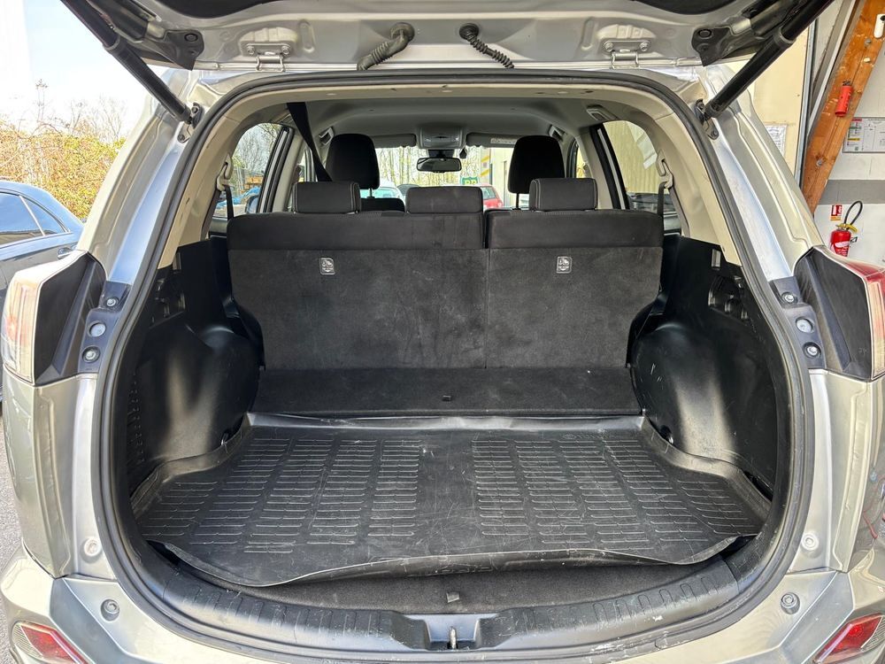 RAV 4 RAV4 Hybride 197ch 2WD Dynamic Edition 2018 occasion 95330 Domont