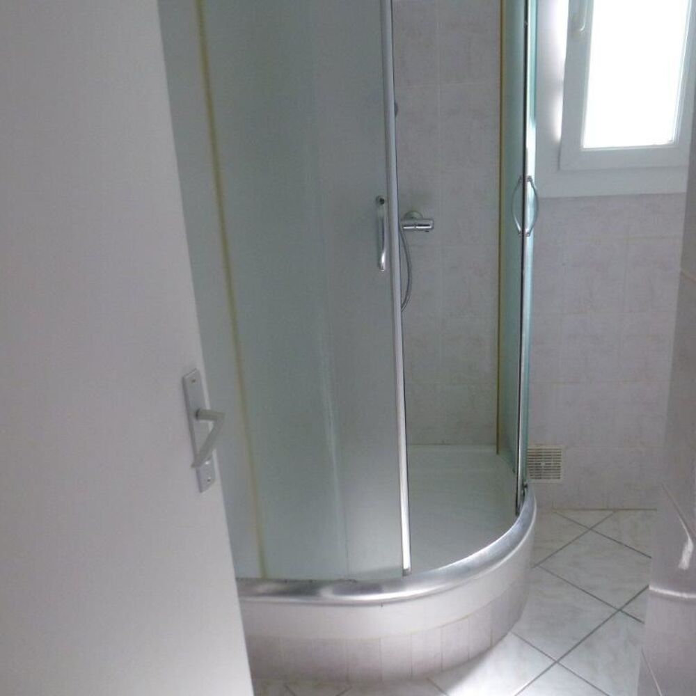Location Appartement T2   SAISONNIERE Hyères