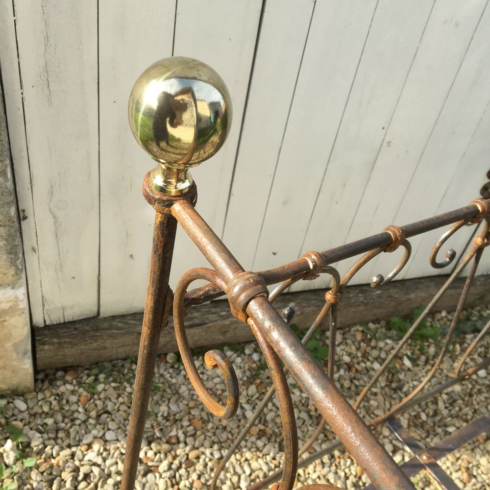 Lit enfant en fer forg&eacute; Meubles